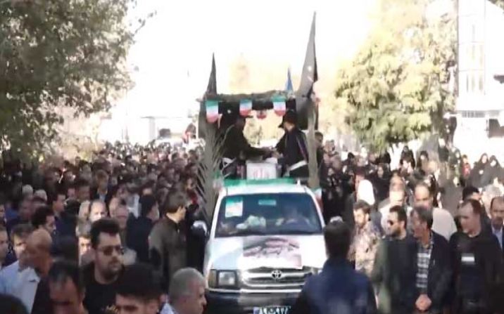 تشییع پیکر شهید آقا عبداللهی در کهک تشییع پیکر شهید آقا عبداللهی در کهک